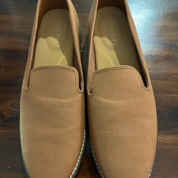 NWOT Sperry Loafer - Picture 3 of 4